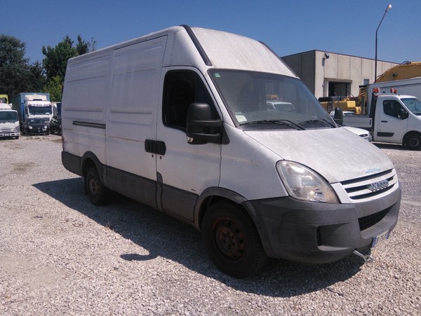 1#5497 Iveco Daily 35S14 VH2 in vendita - foto 2