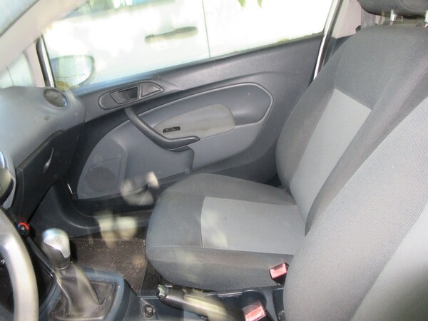 5#5503 Autovettura Ford in vendita - foto 6