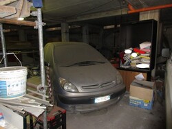 Citroen Xsara car and Hyundai truck - Lot 0 (Auction 5505)