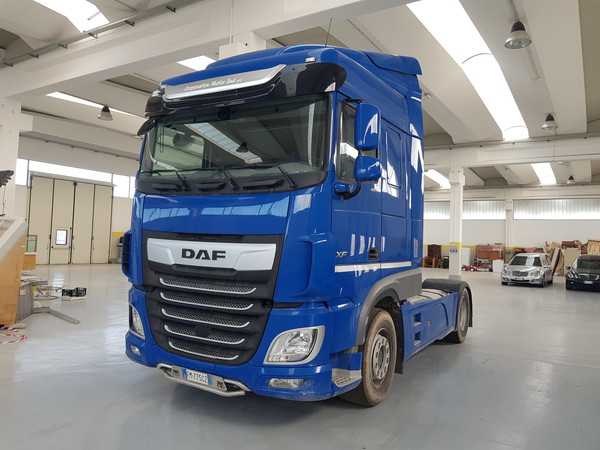 1#5507 Trattore per semirimorchio Daf in vendita - foto 1