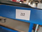 Image 151 - Work benches and low trolleys - Lot 14 (Auction 5516)