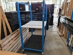 Image 194 - Work benches and low trolleys - Lot 14 (Auction 5516)