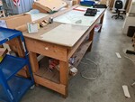 Image 200 - Work benches and low trolleys - Lot 14 (Auction 5516)