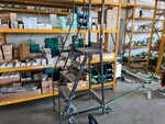 Image 219 - Work benches and low trolleys - Lot 14 (Auction 5516)