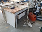 Image 255 - Work benches and low trolleys - Lot 14 (Auction 5516)