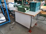 Image 299 - Work benches and low trolleys - Lot 14 (Auction 5516)