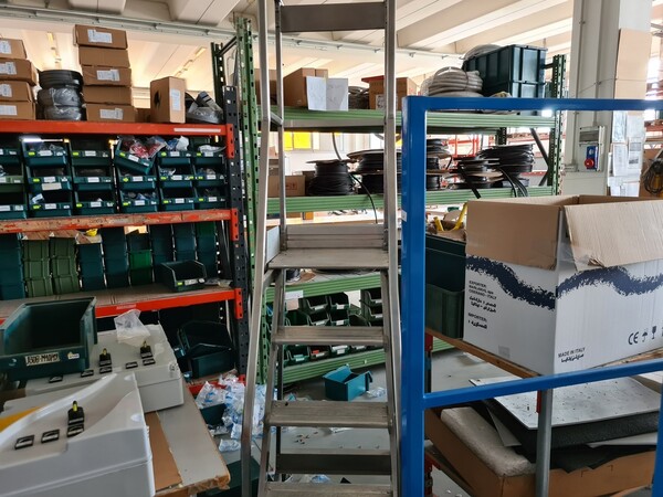 14#5516 Banchi da lavoro e carrelli bassi in vendita - foto 300