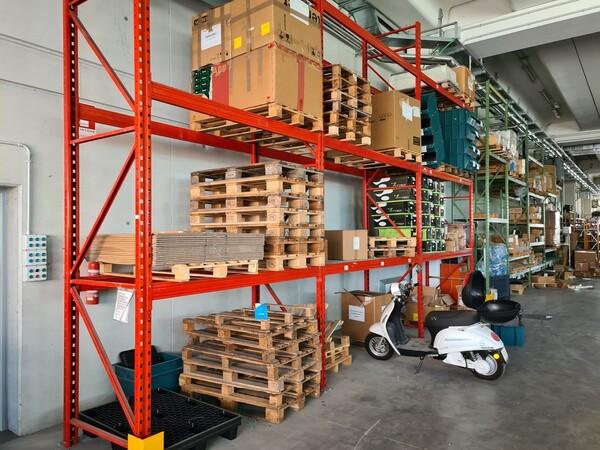 Logistica in vendita