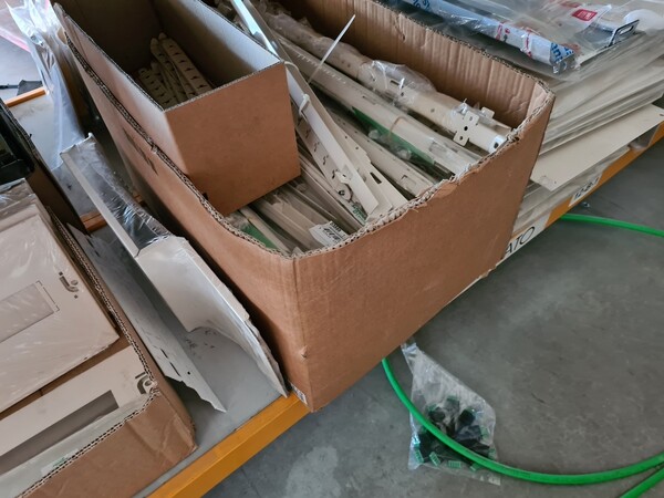 17#5516 Attrezzature per costruzione quadri di distribuzione in vendita - foto 4