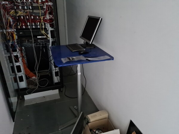 18#5516 Arredi ed attrezzatura elettronica da ufficio in vendita - foto 2