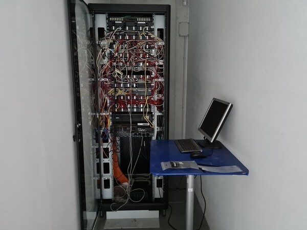 18#5516 Arredi ed attrezzatura elettronica da ufficio in vendita - foto 4