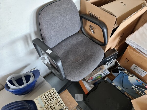 18#5516 Arredi ed attrezzatura elettronica da ufficio in vendita - foto 6