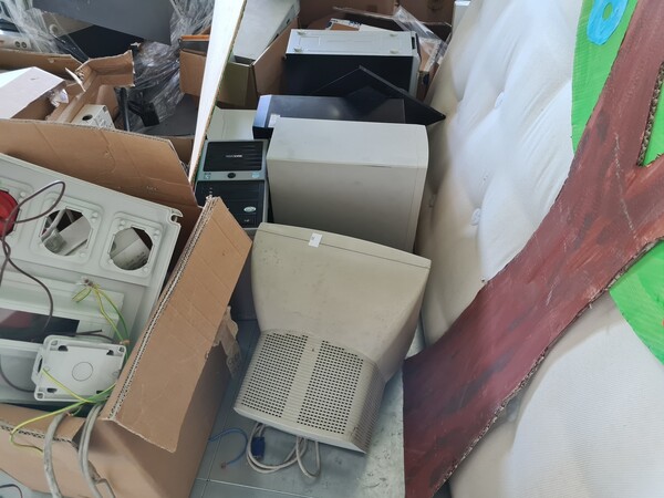 18#5516 Arredi ed attrezzatura elettronica da ufficio in vendita - foto 7