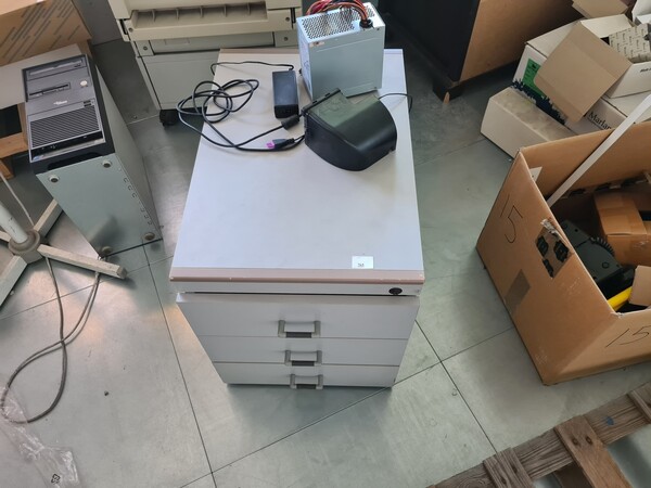 18#5516 Arredi ed attrezzatura elettronica da ufficio in vendita - foto 8