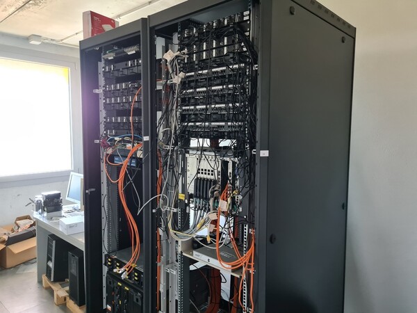 18#5516 Arredi ed attrezzatura elettronica da ufficio in vendita - foto 11