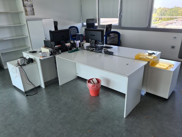 18#5516 Arredi ed attrezzatura elettronica da ufficio in vendita - foto 18