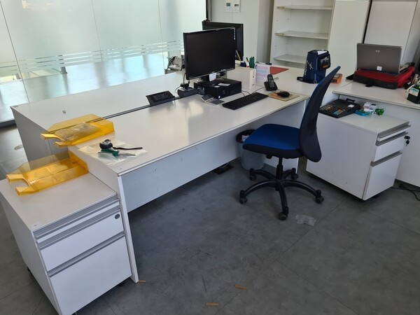 18#5516 Arredi ed attrezzatura elettronica da ufficio in vendita - foto 23