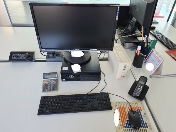 18#5516 Arredi ed attrezzatura elettronica da ufficio in vendita - foto 24