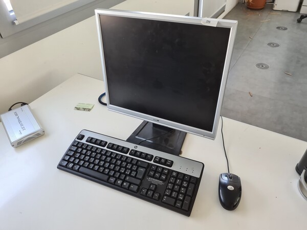 18#5516 Arredi ed attrezzatura elettronica da ufficio in vendita - foto 28