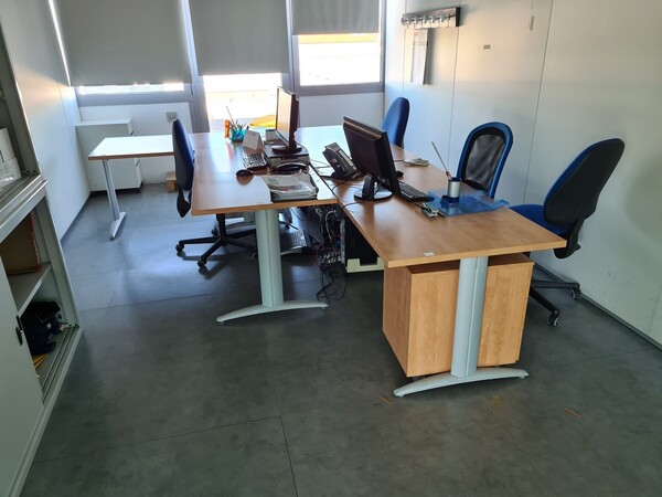 18#5516 Arredi ed attrezzatura elettronica da ufficio in vendita - foto 34