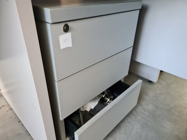 18#5516 Arredi ed attrezzatura elettronica da ufficio in vendita - foto 52