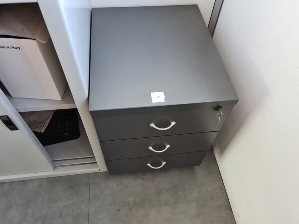 18#5516 Arredi ed attrezzatura elettronica da ufficio in vendita - foto 65