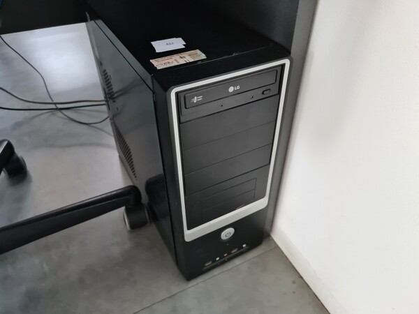 18#5516 Arredi ed attrezzatura elettronica da ufficio in vendita - foto 73