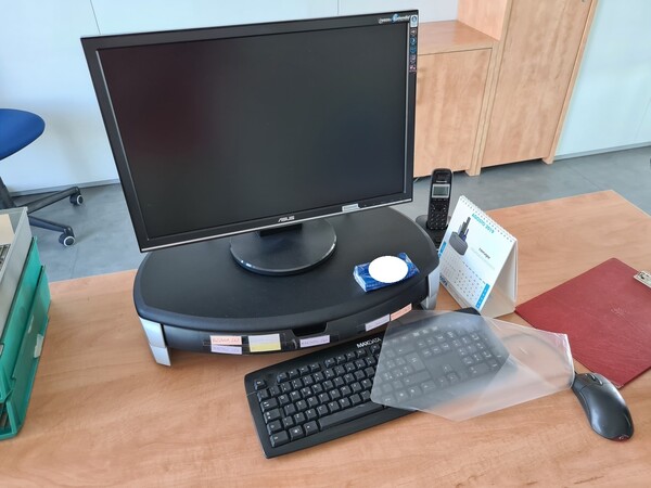 18#5516 Arredi ed attrezzatura elettronica da ufficio in vendita - foto 87