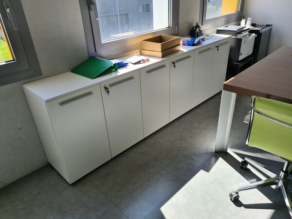 18#5516 Arredi ed attrezzatura elettronica da ufficio in vendita - foto 105