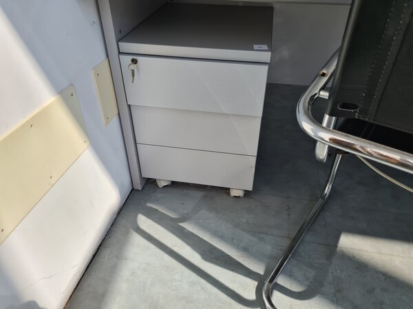 18#5516 Arredi ed attrezzatura elettronica da ufficio in vendita - foto 114