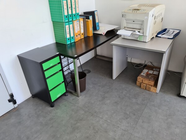 18#5516 Arredi ed attrezzatura elettronica da ufficio in vendita - foto 123