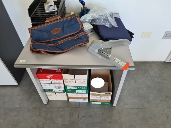 18#5516 Arredi ed attrezzatura elettronica da ufficio in vendita - foto 127