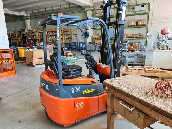 2#5516 Carrello elevatore a forche Toyota in vendita - foto 4