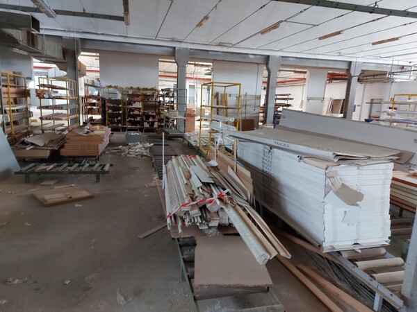 1#5519 Magazzino di porte e materie prime in legno in vendita - foto 2
