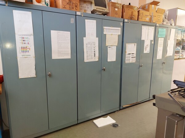 15#5521 Attrezzatura per certificazioni strumentazione elettrica e arredi in vendita - foto 18