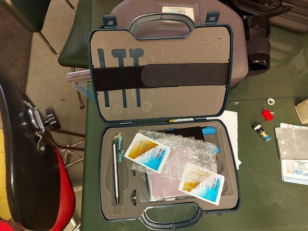 15#5521 Attrezzatura per certificazioni strumentazione elettrica e arredi in vendita - foto 25