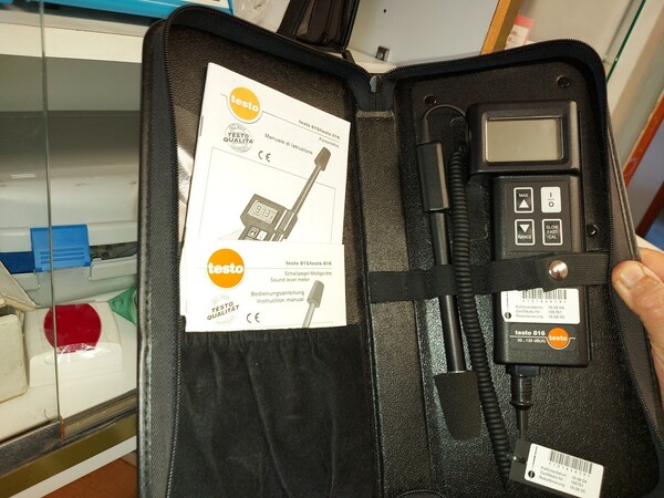 15#5521 Attrezzatura per certificazioni strumentazione elettrica e arredi in vendita - foto 33