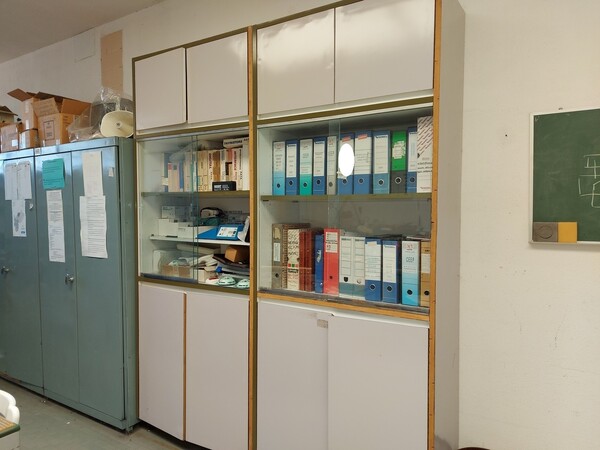 15#5521 Attrezzatura per certificazioni strumentazione elettrica e arredi in vendita - foto 40