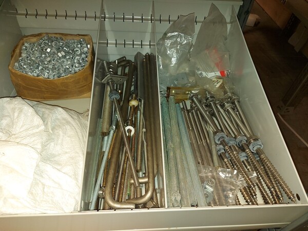 17#5521 Materiale elettrico e arredi in vendita - foto 44