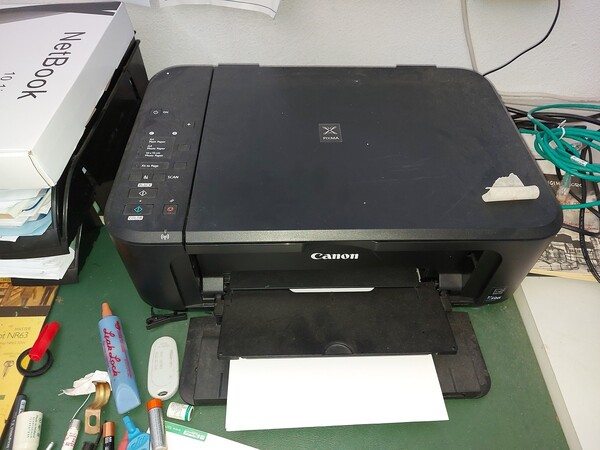 21#5521 Arredi ufficio e attrezzatura elettronica in vendita - foto 18