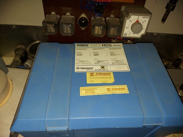 8#5521 Banco laboratorio chimico e bilancia Gibertini in vendita - foto 7