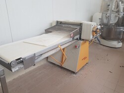 Rond dough sheeter - Lot 24 (Auction 5522)