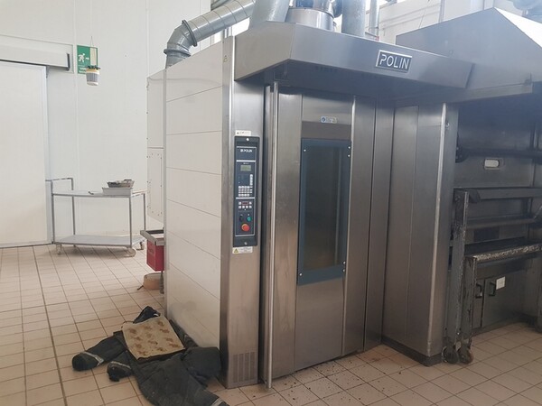 Forni alimentari in vendita
