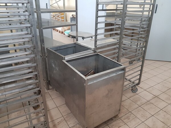 34#5522 Arredi e attrezzature per pasticceria in vendita - foto 3