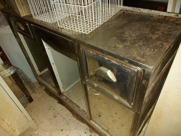 1#5524 Arredi ed attrezzature per bar in vendita - foto 34