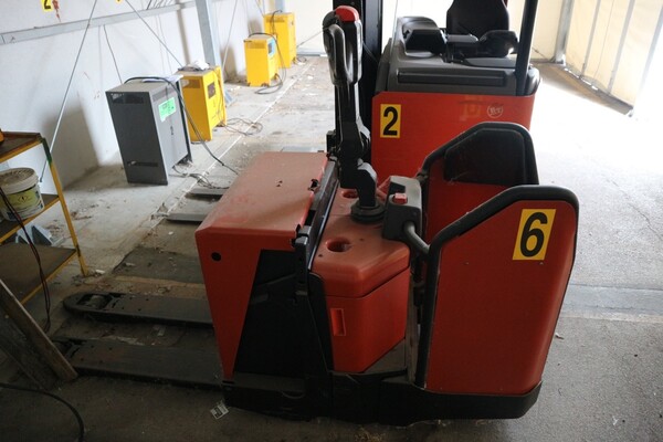 10#5528 Transpallet elettrico BT in vendita - foto 1