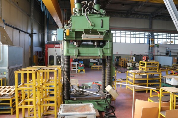Presse meccaniche in vendita
