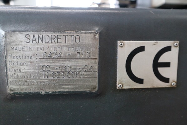 28#5528 Pressa Sandretto Mega e Stampante laser Videojet in vendita - foto 4