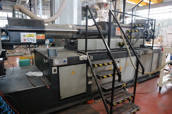 28#5528 Pressa Sandretto Mega e Stampante laser Videojet in vendita - foto 15