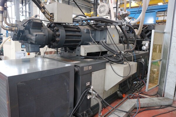 28#5528 Pressa Sandretto Mega e Stampante laser Videojet in vendita - foto 22